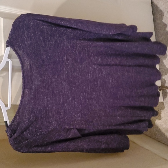 Top - Picture 3 of 3